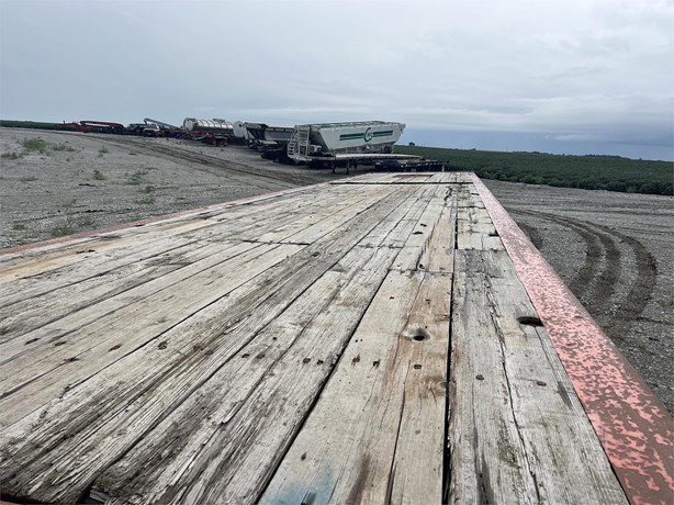 2006 Peerless Oilfield Trailer for sale — view 2