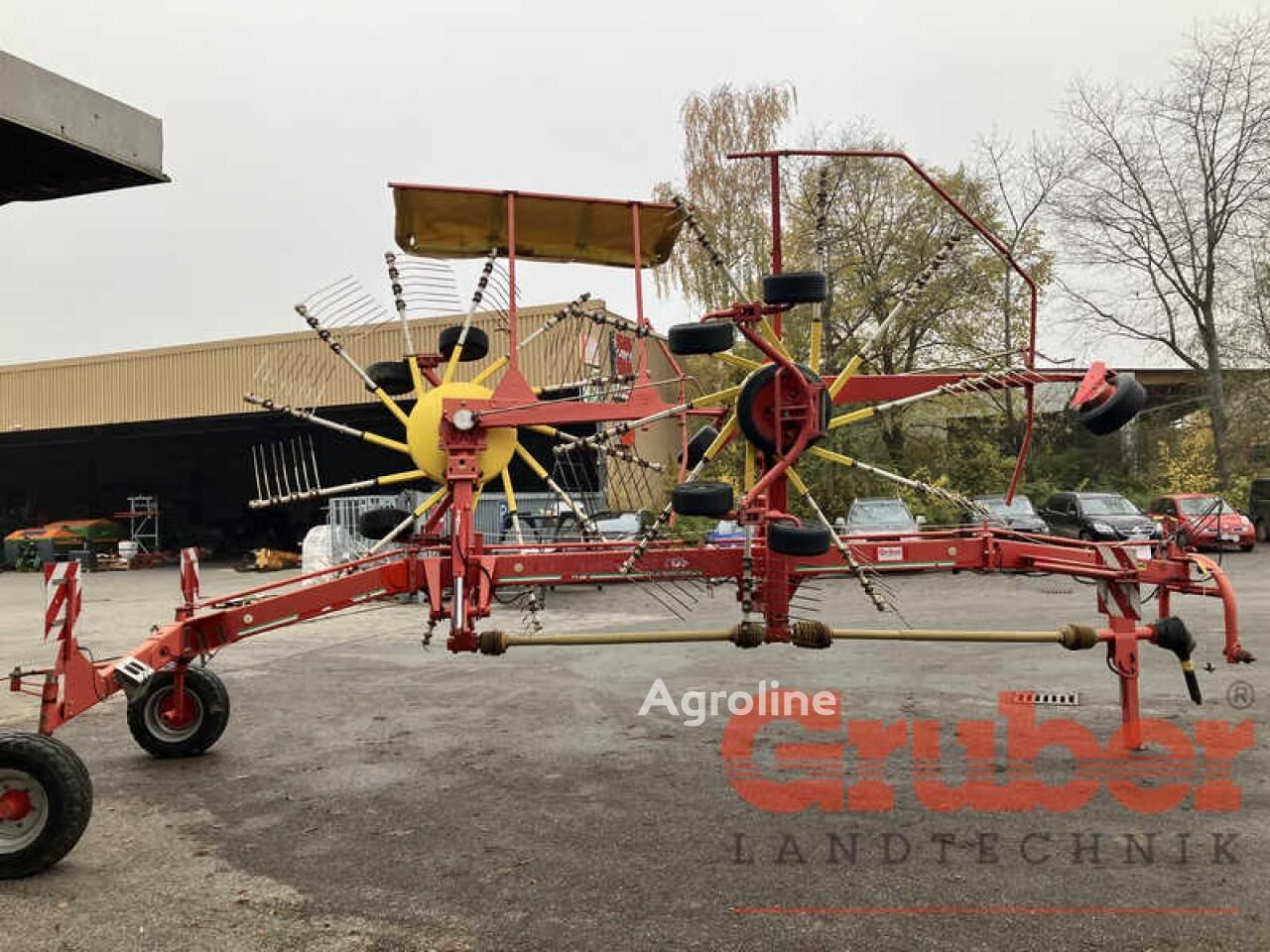 2004 Pöttinger Eurotop 651 A Hay - Rake for sale — view 3