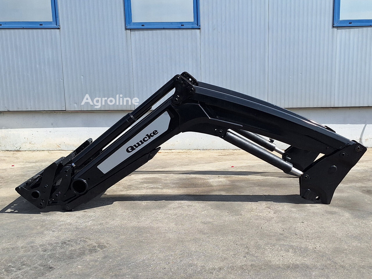 Quicke Attachment - Front Loader for sale — view 2