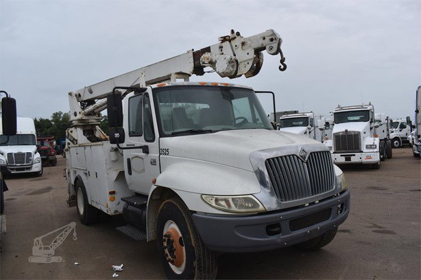 Simon Telelect 92-42 Bucket Truck for sale — view 2