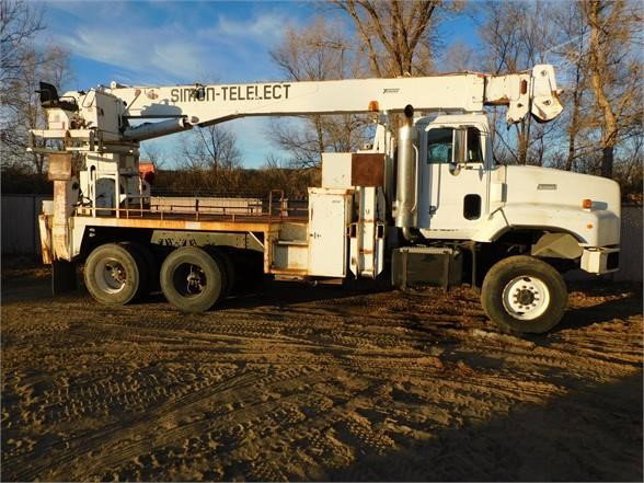 Simon Telelect Commander Bucket Truck for sale — view 2