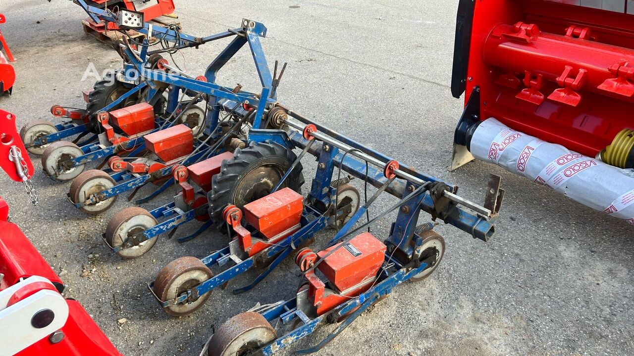 1901 Stanhay 6 Reihig Planting - Seed Drill for sale — view 3