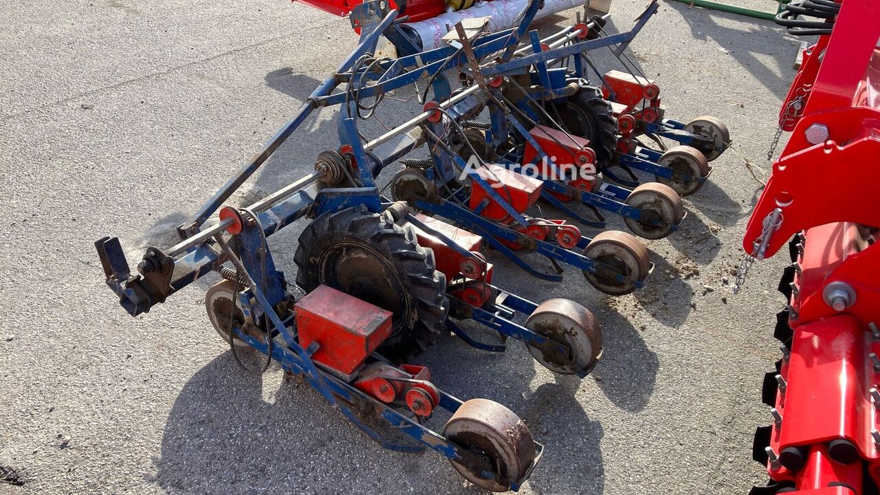 1901 Stanhay 6 Reihig Planting - Seed Drill for sale — view 4