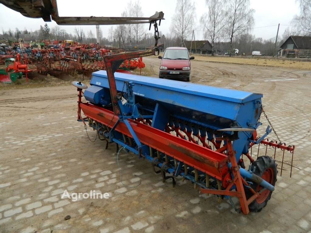 Stegsted 3 Planting - Seed Drill for sale