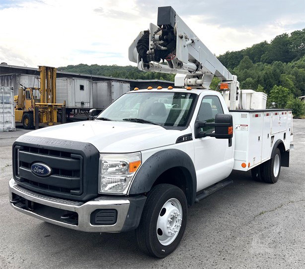 2008 Terex LT38 Bucket Truck for sale