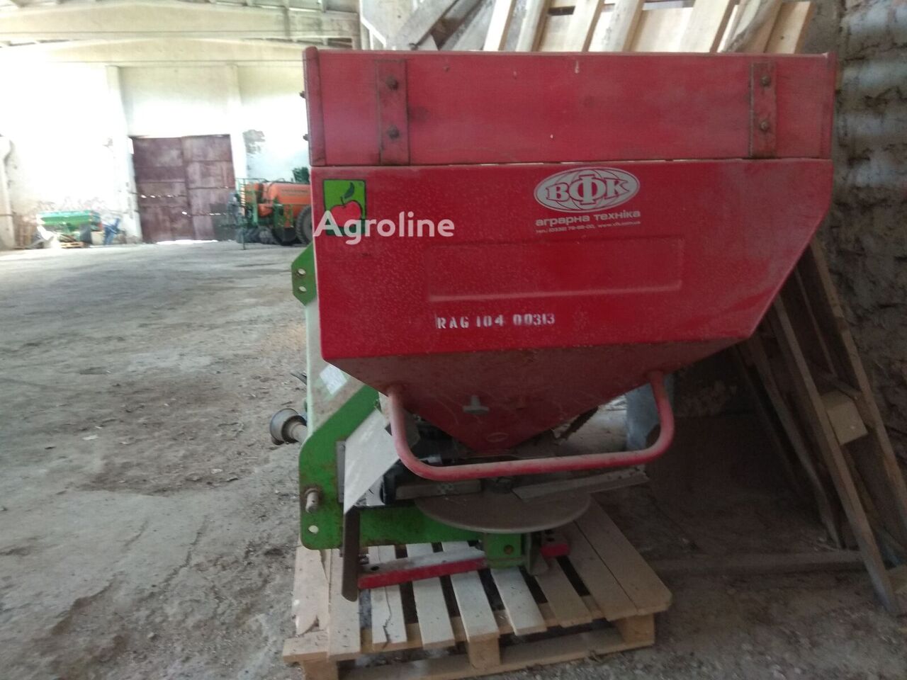 2015 UNIA DPX-1.0 Spreader - Self Propelled for sale