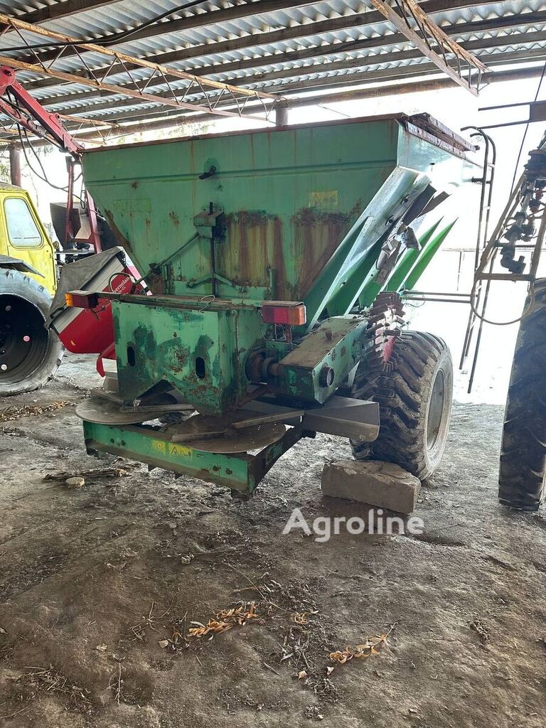 2012 UNIA RCW-5500 Spreader - Self Propelled for sale — view 2