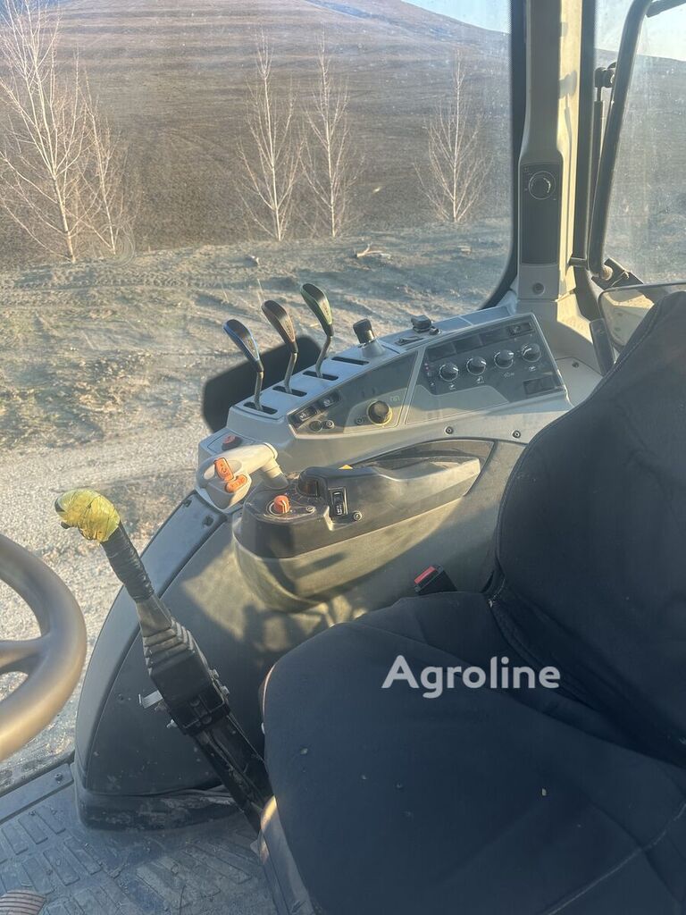 2017 Valtra N124 Tractor - Wheel for sale — view 5