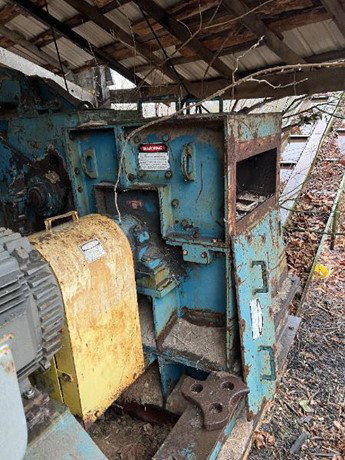 1990 West Salem 2822BH Horizontal Grinder for sale — view 3