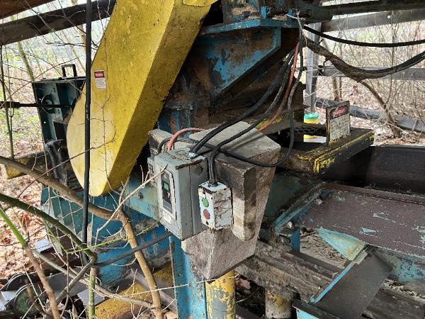 1990 West Salem 2822BH Horizontal Grinder for sale — view 5