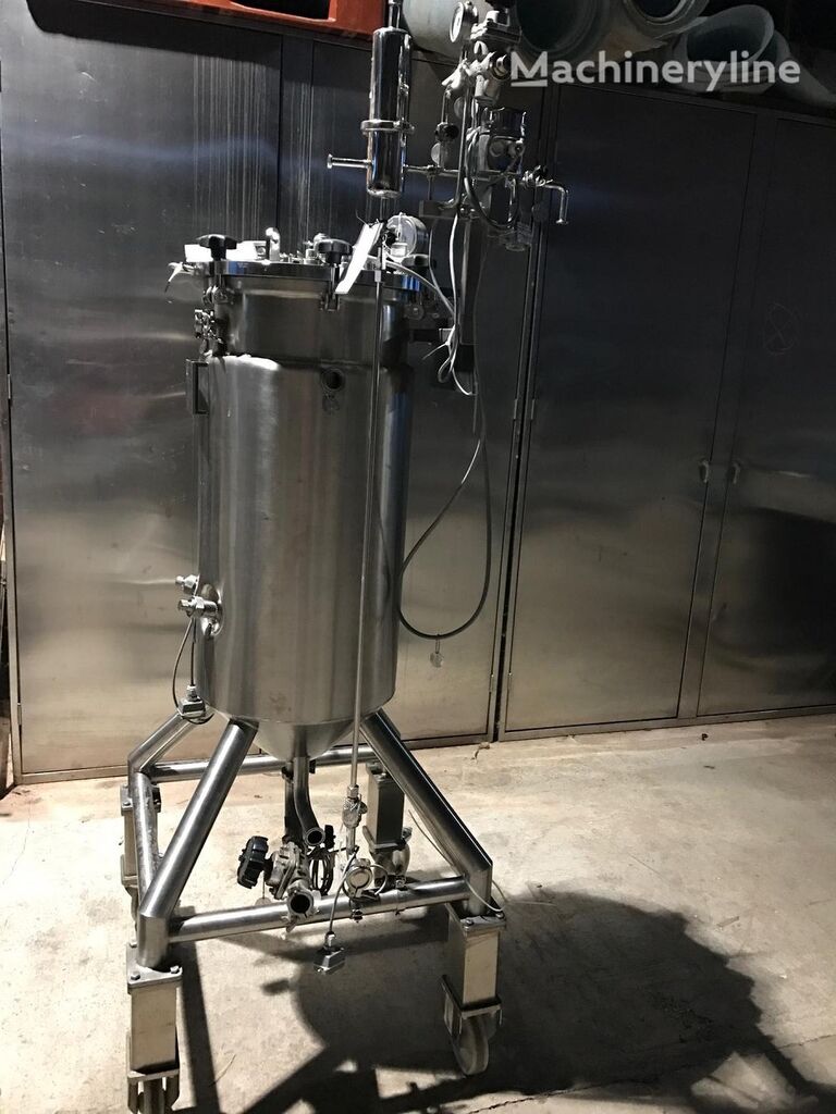 150 L Stainless Steel Vessel heatable Mixer Blender for sale — view 4