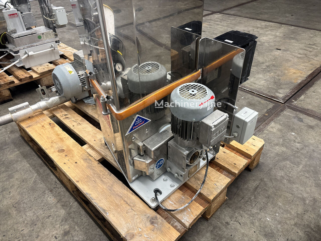 Brabender FW40 0 PLUS-50 Mixer and Blender for sale — view 3