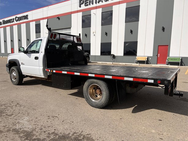 2004 Chevrolet 3500 Flatbed Truck for sale — view 3