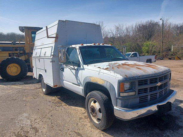 1997 Chevrolet 3500HD Service and Utility Truck for sale — view 2