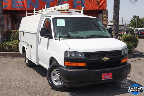 2018 Chevrolet Express 3500 Box Truck for sale — view 2