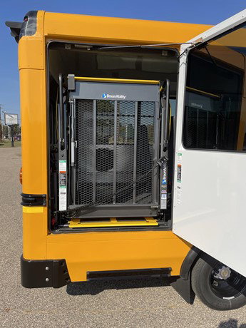 2024 Chevrolet Express 3500 Van - Passenger for sale — view 4