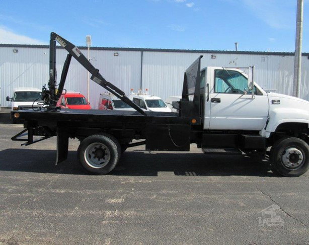 2000 Chevrolet Kodiak C6500 Flatbed Truck for sale — view 2