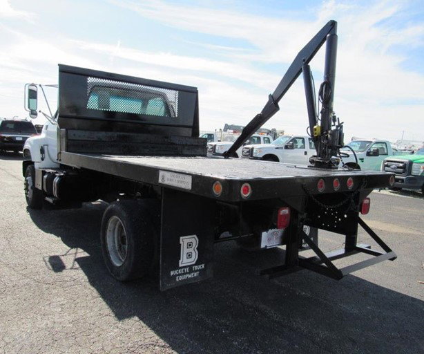 2000 Chevrolet Kodiak C6500 Flatbed Truck for sale — view 5