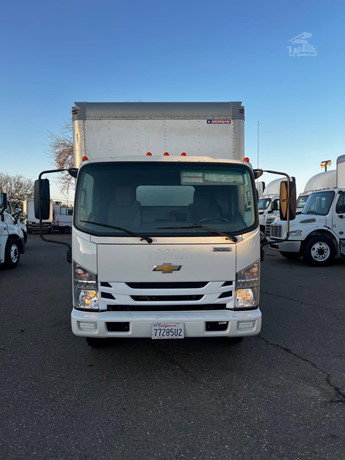 2020 Chevrolet LCF5500HD Box Truck for sale — view 2