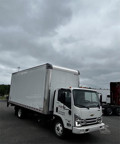2023 Chevrolet LCF5500HD Box Truck for sale — view 3