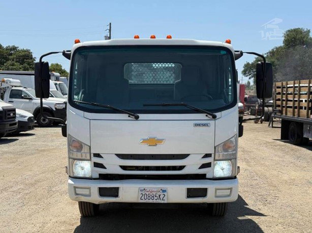 2017 Chevrolet LCF5500HD Flatbed Truck for sale — view 3