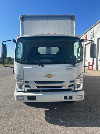 2023 Chevrolet LCF5500XD Box Truck for sale — view 2