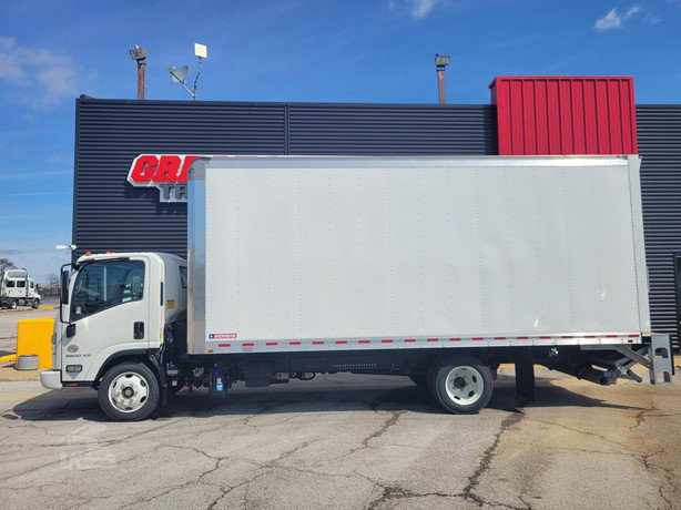 2023 Chevrolet LCF5500XD Box Truck for sale — view 2