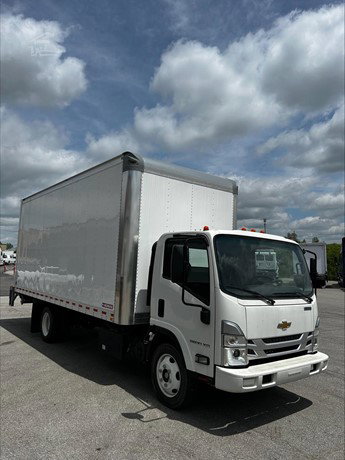 2023 Chevrolet LCF5500XD Box Truck for sale — view 3