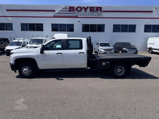2023 Chevrolet Silverado 3500 Flatbed Truck for sale — view 2