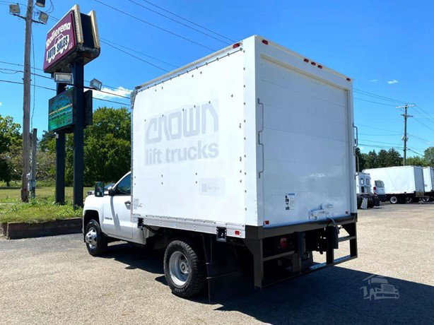 2015 Chevrolet Silverado 3500 Box Truck for sale — view 3