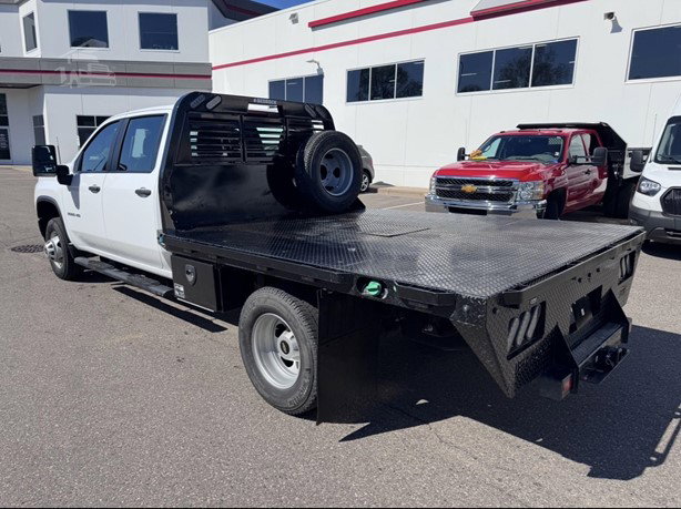 2023 Chevrolet Silverado 3500 Flatbed Truck for sale — view 3