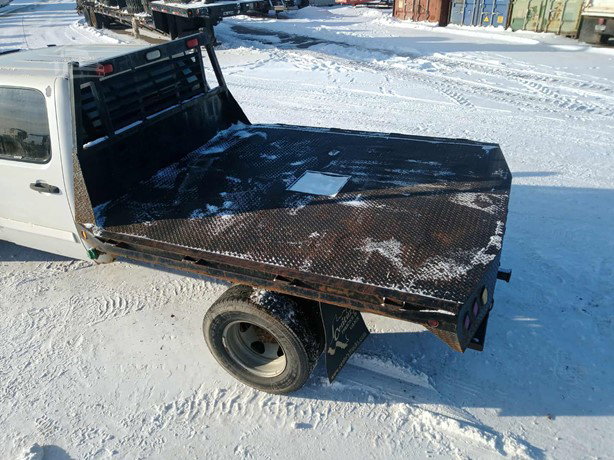 2008 Chevrolet Silverado 3500 Flatbed Truck for sale — view 3