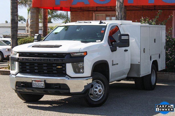 2020 Chevrolet Silverado 3500 Flatbed Truck for sale — view 4