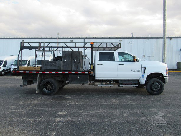 2022 Chevrolet Silverado 5500 Flatbed Truck for sale — view 3