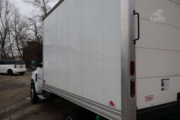 2022 Chevrolet Silverado 5500 Box Truck for sale — view 4