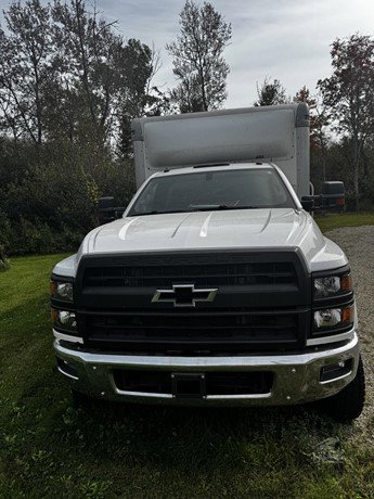 2020 Chevrolet Silverado 6500 Box Truck for sale — view 2
