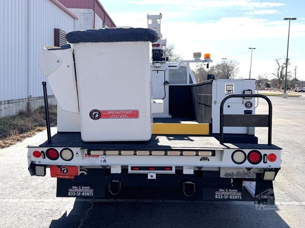 2019 Chevrolet Silverado 6500 Service and Utility Truck for sale — view 4