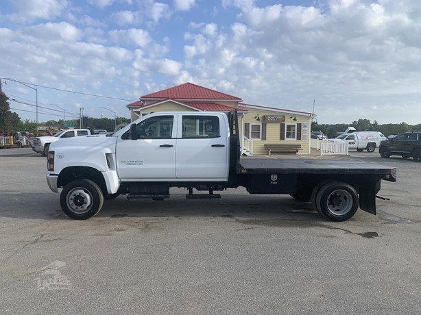 2019 Chevrolet W4500 Flatbed Truck for sale — view 2