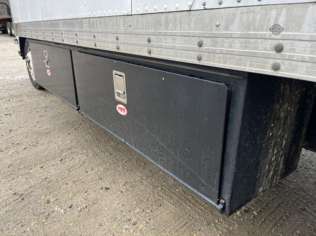 2017 Chevrolet W4500 Box Truck for sale — view 3