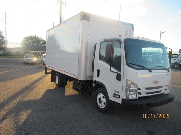 2020 Chevrolet W4500 Box Truck for sale — view 3