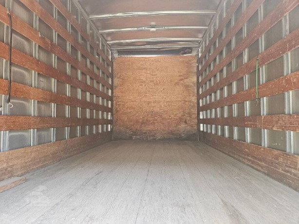 2005 Chevrolet W5 Box Truck for sale — view 4