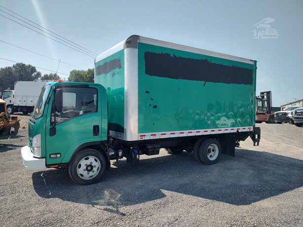 2017 Chevrolet WT5500 Box Truck for sale — view 2