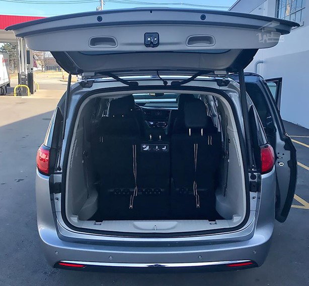 2025 Chrysler Pacifica Van - Passenger for sale — view 3