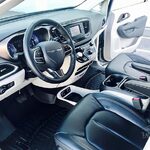 2025 Chrysler Pacifica Van - Passenger for sale — view 5