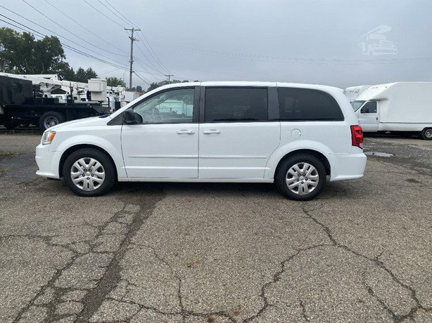 2016 Dodge Grand Caravan Van - Passenger for sale — view 2