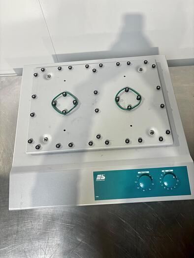 EDMUND BUHLER Timix 5 Agitateur orbital Laboratory Equipment for sale — view 2