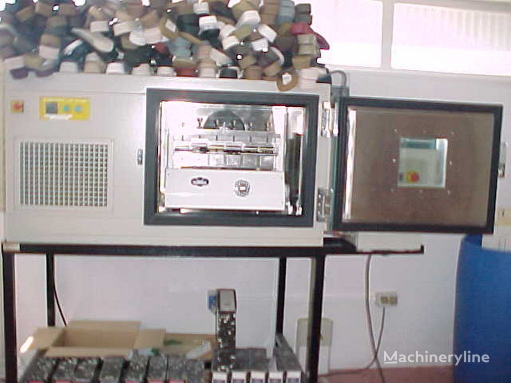 Flexómetro de 6 probetas en cámara climática Laboratory Equipment for sale — view 2