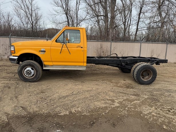 1996 Ford F450 Cab Chassis Truck for sale