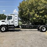 2018 Freightliner 114SD Cab Chassis Truck for sale — view 2