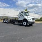 2015 Freightliner Business Class Cab Chassis Truck for sale — view 2